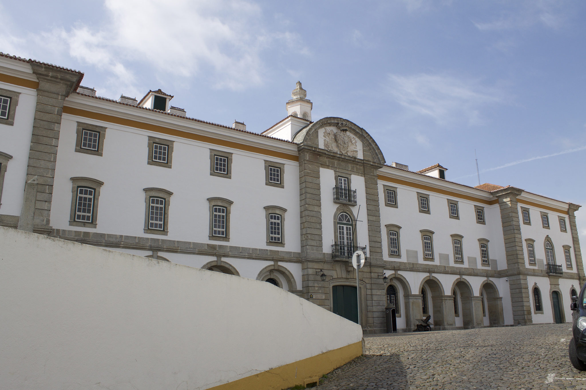 Evora